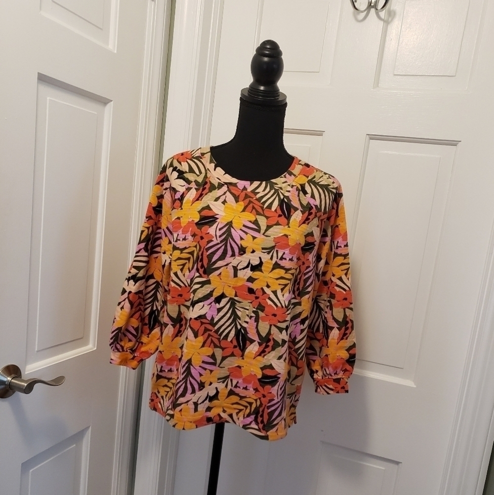 LOFT Tropical Print knit 100% Cotton Top Size Medium, fun, comfy